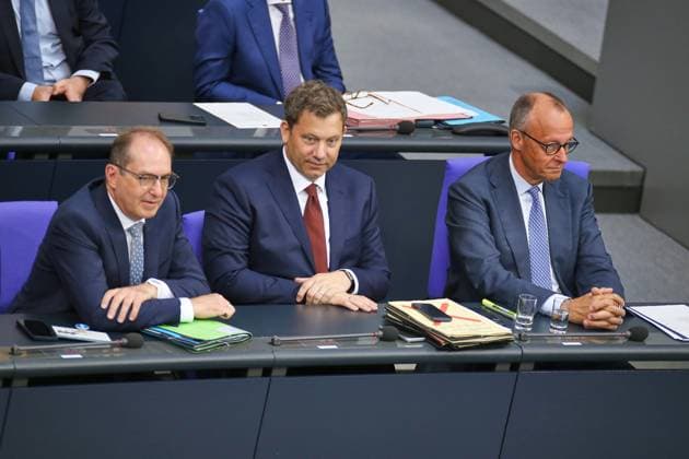 Berlin, Deutschland, 11.06.2026: Deutscher Bundestag: 83. Bundestagssitzung: Bundesminister des Innern Alexander Dobrindt (CSU), Bundesminister der Finanzen Lars Klingbeil (SPD) und Bundeskanzler Friedrich Merz (CDU) *** Berlin, Germany, 11 06 2026 German Bundestag 83 Bundestag session Federal Minister of the Interior Alexander Dobrindt CSU , Federal Minister of Finance Lars Klingbeil SPD and Federal Chancellor Friedrich Merz CDU Copyright: xdtsxNachrichtenagenturx dts_122493