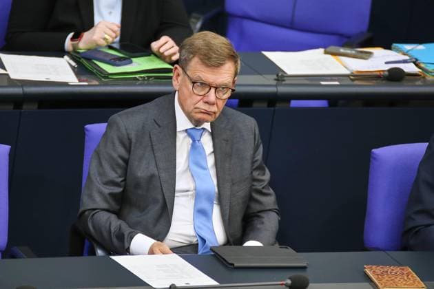 Berlin, Deutschland, 11.06.2026: Deutscher Bundestag: 83. Bundestagssitzung: Bundesminister des Auswärtigen Johann Wadephul (CDU) *** Berlin, Germany, 11 06 2026 German Bundestag 83 Bundestag session Federal Minister for Foreign Affairs Johann Wadephul CDU Copyright: xdtsxNachrichtenagenturx dts_122576