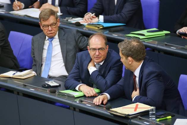 Berlin, Deutschland, 11.06.2026: Deutscher Bundestag: 83. Bundestagssitzung: Bundesminister des Auswärtigen Johann Wadephul (CDU), Bundesminister des Innern Alexander Dobrindt (CSU), Bundesminister der Finanzen Lars Klingbeil (SPD) *** Berlin, Germany, 11 06 2026 German Bundestag 83 Bundestag session Federal Minister for Foreign Affairs Johann Wadephul CDU , Federal Minister of the Interior Alexander Dobrindt CSU , Federal Minister of Finance Lars Klingbeil SPD Copyright: xdtsxNachrichtenagenturx dts_122598