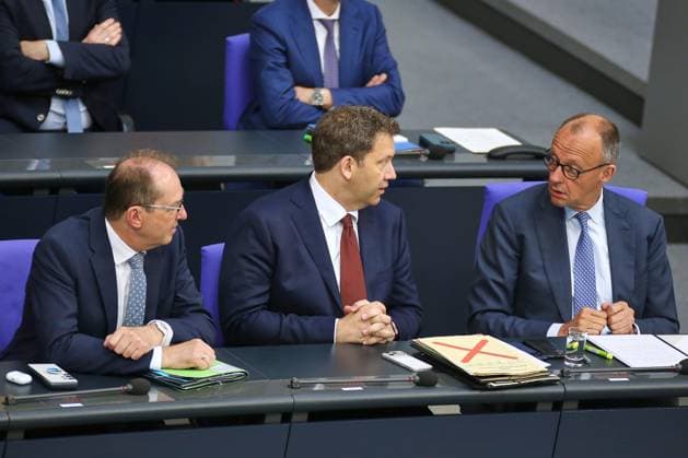 Berlin, Deutschland, 11.06.2026: Deutscher Bundestag: 83. Bundestagssitzung: Bundesminister des Innern Alexander Dobrindt (CSU), Bundesminister der Finanzen Lars Klingbeil (SPD), Bundeskanzler Friedrich Merz (CDU) *** Berlin, Germany, 11 06 2026 German Bundestag 83 Bundestag session Federal Minister of the Interior Alexander Dobrindt CSU , Federal Minister of Finance Lars Klingbeil SPD , Federal Chancellor Friedrich Merz CDU Copyright: xdtsxNachrichtenagenturx dts_122613