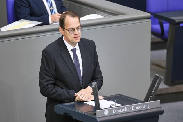 Berlin, Deutschland, 11.06.2026: Deutscher Bundestag: 83. Bundestagssitzung: Sören Pellmann, Linke *** Berlin, Germany, 11 06 2026 German Bundestag 83 Bundestag session Sören Pellmann, Left Party Copyright: xdtsxNachrichtenagenturx dts_122566