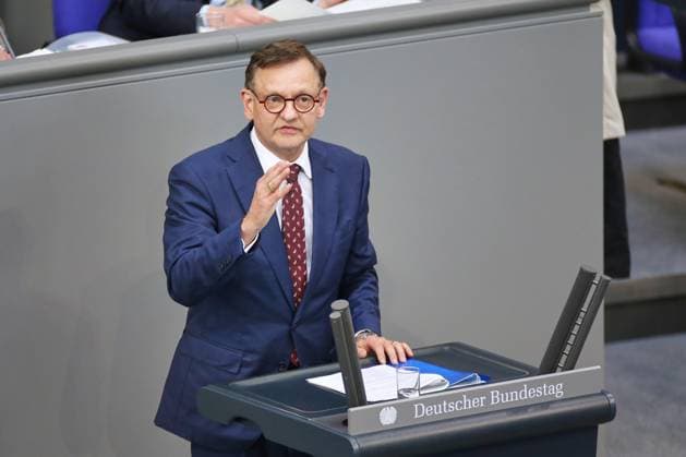 Berlin, Deutschland, 11.06.2026: Deutscher Bundestag: 83. Bundestagssitzung: Kay Gottschalk, AfD *** Berlin, Germany, 11 06 2026 German Bundestag 83 Bundestag session Kay Gottschalk, AfD Copyright: xdtsxNachrichtenagenturx dts_122634