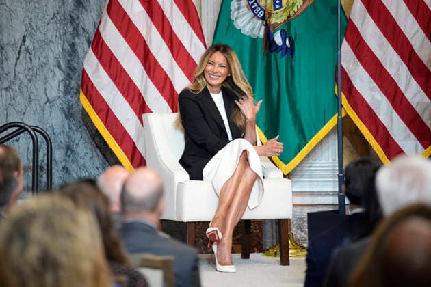 Melania Trump on Fostering the Future Accounts - Washington US First lady Melania Trump with Treasury Secretary Scott Bessent launches Fostering the Future Accounts during an event at the Treasure Department in Washington on June 11, 2026. Photo by Yuri Gripas ABACAPRESS.COM Washington DC United States  Copyright: xGripasxYuri ABACAx