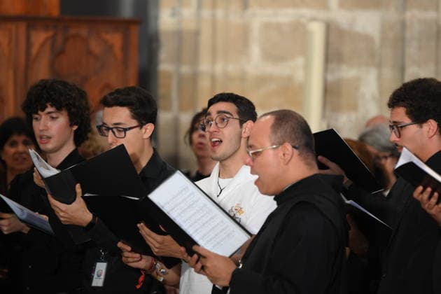 Meeting of Pope Leo XIV with the clergy and pastoral agents in Las Palmas de Gran Canaria Choir singers during the celebration of the diocesan meeting with the clergy, religious and pastoral agents, on June 11, 2026, in Las Palmas de Gran Canaria, Canary Islands Spain This ecclesial act, presided over by Pope Leo XIV in the historic Cathedral of Santa Ana, serves as a framework for the reading of a pontifical address of encouragement to the ecclesiastical community of the archipelago, reinforcing the social and welcoming work of the Church of the Canary Islands with the presence of representatives of all the parishes of the archipelago, will serve as a framework for the reading of a pontifical address of encouragement to the ecclesiastical  Copyright: xErosxSantanax xACFIx xEuropaxPrex 7589303