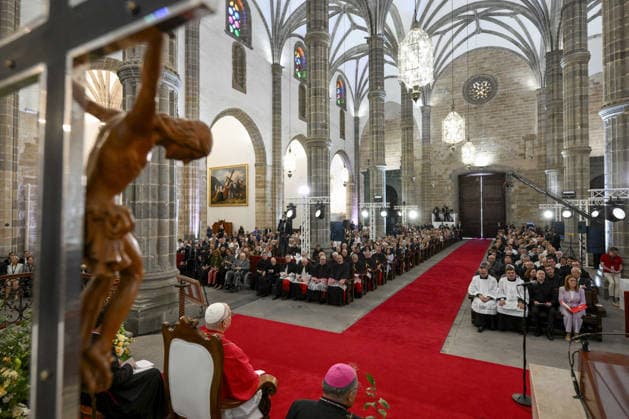 Pope Leo XIV Meets With Religious in Las Palmas de Gran Canaria Pope Leo XIV meets with bishops, priests, deacons, religious, seminarians, and pastoral workers in St. Anne s Cathedral in Las Palmas de Gran Canaria, Canary Islands on June 11, 2026 on the sixth day of his pastoral visit to Spain. Photo by (EV) Simone Risoluti Vatican Media ABACACAPRESS.COM Gran Canaria Spain  Copyright: xABACAx