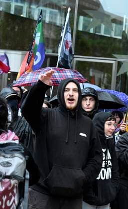 Antifa Protest Against Rassemblement National BRUSSELS, BELGIUM - JUNE 11: The anti-fascist movement Antifa is protesting against the visit of Jordan Bardella, the leader of France s Rassemblement National, who is coming to the Flemish Parliament at the invitation of Vlaams Belang.on June 11, 2026 in Brussels, Belgium, 11 06 2026 Brussels Belgium  Copyright: xBertxVanxDenxBrouckex