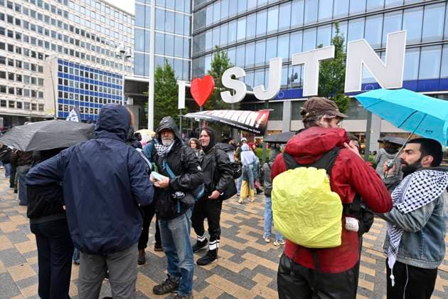 Antifa Protest Against Rassemblement National BRUSSELS, BELGIUM - JUNE 11: The anti-fascist movement Antifa is protesting against the visit of Jordan Bardella, the leader of France s Rassemblement National, who is coming to the Flemish Parliament at the invitation of Vlaams Belang.on June 11, 2026 in Brussels, Belgium, 11 06 2026 Brussels Belgium  Copyright: xBertxVanxDenxBrouckex