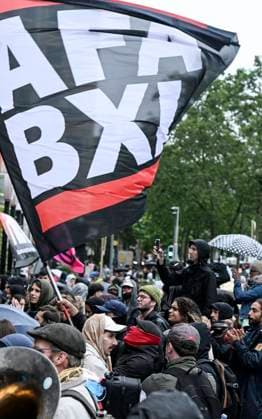 Antifa Protest Against Rassemblement National BRUSSELS, BELGIUM - JUNE 11: The anti-fascist movement Antifa is protesting against the visit of Jordan Bardella, the leader of France s Rassemblement National, who is coming to the Flemish Parliament at the invitation of Vlaams Belang.on June 11, 2026 in Brussels, Belgium, 11 06 2026 Brussels Belgium  Copyright: xBertxVanxDenxBrouckex