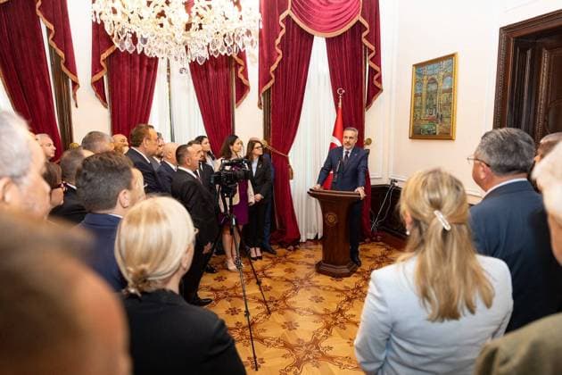 Turkish Foreign Minister Hakan Fidan in Sofia SOFIA, BULGARIA - JUNE 11: Turkish Foreign Minister Hakan Fidan (R) meets with Turkish businesspeople and expatriate politicians as part of his official visit to Sofia, Bulgaria, on June 11, 2026. Murat Gok Anadolu Sofia Bulgaria. Editorial use only. Please get in touch for any other usage.  Copyright: x2026xAnadoluxMuratxGokx