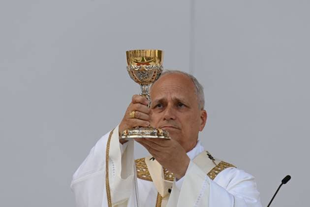 Pope Leo XIV presides the multitudinous Holy Mass in Las Palmas de Gran Canaria Pope Leo XIV during the celebration of the multitudinous Holy Mass, on June 11, 2026, in Las Palmas de Gran Canaria, Canary Islands Spain This Eucharist marks the first time that a pontiff officially visits the Canary Islands archipelago and brings together more than 46,000 accredited faithful at the Gran Canaria Stadium as the great central act of his apostolic journey 11 JUNE 2026 POPE CANARIAS MASS STADIUM Eros Santana Las Palmas de Gran Canari Cana Las Palmas de Gran Canari Cana Espana  Copyright: xErosxSantanax xACFIx 7589943