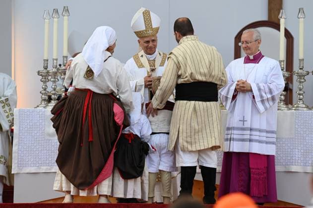 Pope Leo XIV presides the multitudinous Holy Mass in Las Palmas de Gran Canaria Pope Leo XIV during the celebration of the multitudinous Holy Mass, on June 11, 2026, in Las Palmas de Gran Canaria, Canary Islands Spain This Eucharist marks the first time that a pontiff officially visits the Canary Islands archipelago and brings together more than 46,000 accredited faithful at the Gran Canaria Stadium as the great central act of his apostolic journey 11 JUNE 2026 POPE CANARIAS MASS STADIUM Eros Santana Las Palmas de Gran Canari Cana Las Palmas de Gran Canari Cana Espana  Copyright: xErosxSantanax xACFIx 7589946