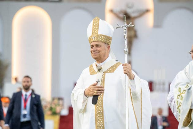 Pope Leo XIV presides the multitudinous Holy Mass in Las Palmas de Gran Canaria Pope Leo XIV during the celebration of the multitudinous Holy Mass, on June 11, 2026, in Las Palmas de Gran Canaria, Canary Islands Spain This Eucharist marks the first time a pontiff officially visits the Canary Islands and brings together more than 46,000 accredited faithful at the Gran Canaria Stadium as the main event of his apostolic journey 11 JUNE 2026 POPE MASS CANARY ISLANDS STADIUM VISIT PAPAL POOL Alejandro Barrosa Las Palmas de Gran Canaria Cana Las Palmas de Gran Canaria Cana Espana  Copyright: xAlejandroxBarrosax xACFIx xEuropx 7589987
