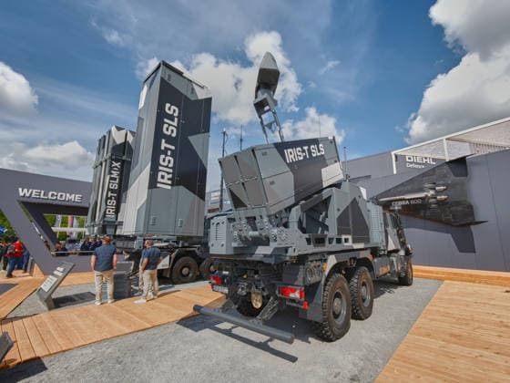 Diehl Defence Luftverteidigungssystem IRIS-T SLS, IRIS-T SLM X und IRIS-T SLM - ILA 2026 Internationale Luft- und Raumfahrtausstellung 2026 auf dem Flughafen Berlin Brandenburg (BER) Willy Brandt am 11.06.2026. ILA 2026 *** Diehl Defence air defense system IRIS T SLS, IRIS T SLM X and IRIS T SLM ILA 2026 International Aerospace Exhibition 2026 at Berlin Brandenburg Airport BER Willy Brandt on 11 06 2026 ILA 2026