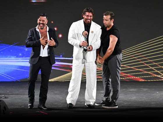 IPA85590386 - Taormina, 72nd Taormina Film Fest 2026 Night 2, Awards Ceremony. Pictured: Can Yaman, Pio and Amedeo, Tiziana Rocca  Copyright: xManuelexMangiarottix xDxAvanzo Mangiarottix 85590386