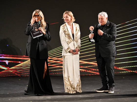 IPA85589123 - Taormina, 72nd Taormina Film Fest 2026 Night 2, Awards Ceremony Pictured: Tiziana Rocca, Abbie Cornish, Gerardo Sacco  Copyright: xMaurizioxD avanzox xDxAvanzo Mangiarottix 85589123