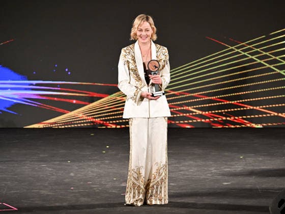IPA85589135 - Taormina, 72nd Taormina Film Fest 2026 Night 2, Awards Ceremony Pictured: Abbie Cornish  Copyright: xMaurizioxD avanzox xDxAvanzo Mangiarottix 85589135