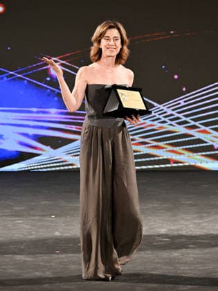 IPA85589159 - Taormina, 72nd Taormina Film Fest 2026 Night 2, Awards Ceremony Pictured: Fernanda Torres  Copyright: xMaurizioxD avanzox xDxAvanzo Mangiarottix 85589159