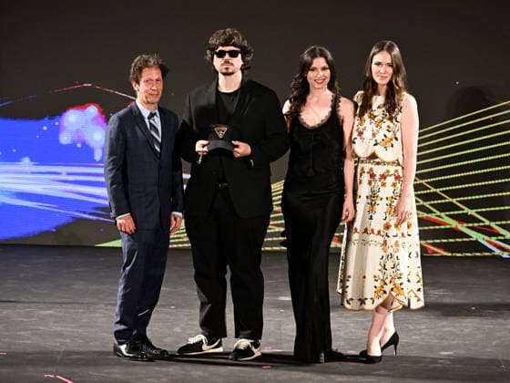 IPA85589245 - Taormina, 72nd Taormina Film Fest 2026 Night 2, Awards Ceremony Pictured: Grace Caroline Currey, Michael J. Gallagher, Tim Blake Nelson, Jana Winternitz  Copyright: xMaurizioxD avanzox xDxAvanzo Mangiarottix 85589245