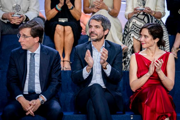 Gala commemorating the 75th Anniversary of the Planeta Prize in Madrid The Mayor of Madrid, José Luis Martínez Almeida, the Minister of Culture, Ernest Urtasun and the President of the Community of Madrid, Isabel Díaz Ayuso during the institutional ceremony of the 75th Anniversary of the Planeta Prize, at the Palacio de Cibeles, on June 11, 2026, in Madrid Spain This literary event, chaired by publisher José Creuheras, reviews the history of the award and of Grupo Planeta, created in 1949, and its role in the promotion of literature in Spanish During the gala, tribute is paid to the winners of the award and to the works that have marked the history of the contest A Pé MADRID Espana MADRID Espana Espana Espana  Copyright: xA.xPÃ rezxMecax 7590715
