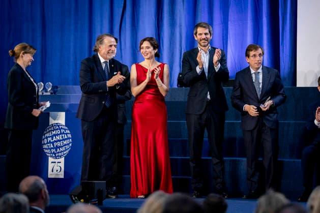 Gala commemorating the 75th Anniversary of the Planeta Prize in Madrid The president of the Atresmedia group, José Creuheras, the president of the Community of Madrid, Isabel Díaz Ayuso, the Minister of Culture, Ernest Urtasun and the Mayor of Madrid, José Luis Martínez Almeida during the institutional act of the 75th Anniversary of the Planeta Prize, at the Palacio de Cibeles, on June 11, 2026, in Madrid Spain This literary event, chaired by publisher José Creuheras, reviews the history of the award and of Grupo Planeta, created in 1949, and its role in the promotion of literature in Spanish During the gala, tribute is paid to the winners of the award and to the works that have marked the history of the A Pé MADRID Espana MADRID Espana Es  Copyright: xA.xPÃ rezxMecax 7590719