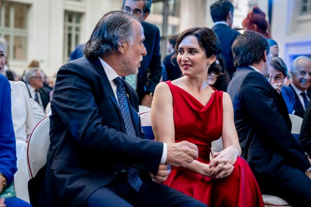 Gala commemorating the 75th Anniversary of the Planeta Prize in Madrid The president of the Atresmedia group, José Creuheras and the president of the Community of Madrid, Isabel Díaz Ayuso during the institutional act of the 75th Anniversary of the Planeta Prize, at the Palacio de Cibeles, on June 11, 2026, in Madrid Spain This literary event, under the presidency of publisher José Creuheras, reviews the history of the award and of Grupo Planeta, created in 1949, and its role in the promotion of literature in Spanish. During the gala, tribute is paid to the winners of the award and to the works that have marked the history of the event A Pé MADRID Espana MADRID Espana Espana Espana Espana  Copyright: xA.xPÃ rezxMecax 7590728