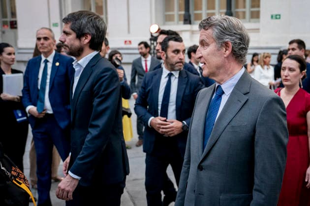 Gala commemorating the 75th Anniversary of the Planeta Prize in Madrid The Minister of Culture, Ernest Urtasun and the president of the Partido Popular, Alberto Núnez Feijóo during the institutional act of the 75th Anniversary of the Planeta Prize, at the Palacio de Cibeles, on June 11, 2026, in Madrid Spain This literary meeting, under the chairmanship of publisher José Creuheras, reviews the history of the award and of Grupo Planeta, created in 1949, and its role in the promotion of literature in Spanish. During the gala, tribute is paid to the winners of the award and to the works that have marked the history of the event A Pé MADRID Espana MADRID Espana Espana Espana Espana  Copyright: xA.xPÃ rezxMecax 7590739