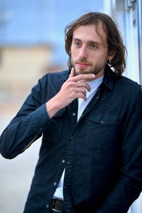 40th Cabourg Film Festival Day 2 FC Andranic Manet attends the L’Écologie des sentiments photocall during Day Two of the 40th Cabourg Film Festival on June 11, 2026 in Cabourg, France. Photo by Franck Castel ABACAPRESS.COM Cabourg  Copyright: xCastelxFranck ABACAx