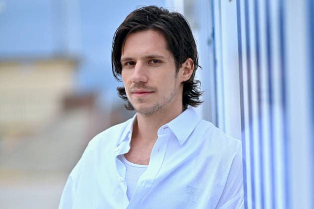 40th Cabourg Film Festival Day 2 FC Abraham Wapler attends the LÉcologie des sentiments photocall during Day Two of the 40th Cabourg Film Festival on June 11, 2026 in Cabourg, France. Photo by Franck Castel ABACAPRESS.COM Cabourg  Copyright: xCastelxFranck ABACAx