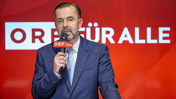 - Wien 12.06.2026 - Wahl ORF-Generaldirektor - Heute fand im ORF-Zentrum die vorgezogene Wahl des neuen Generaldirektors durch den ORF-Stiftungsrat statt. 9 Kandidatinnen waren zum heutigen Heraing vor dem Stiftungsrat geladen. Nach über 15 Stunden an Hearings der 9 KandidatInnen und der anschliessenden Wahl im Stiftungsrat wurde der die neue Generaldirektorin den Medien im Rahmen einer PK vorgestellt. PHOTO: der neue ORF-Generaldirektor Clemens Pig ehemaliger CEO der APA. Vienna (AUSTRIA) - Election of the ORF Director-General – Today, the ORF Foundation Board held an early election for the new Director-General at the ORF Centre. Österreichischer Rundfunk, öffentlich rechtlicher, Staatsfunk, Generaldirektorin, Wahl, ORF, TV, Radio 