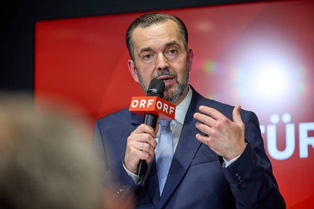 - Wien 12.06.2026 - Wahl ORF-Generaldirektor - Heute fand im ORF-Zentrum die vorgezogene Wahl des neuen Generaldirektors durch den ORF-Stiftungsrat statt. 9 Kandidatinnen waren zum heutigen Heraing vor dem Stiftungsrat geladen. Nach über 15 Stunden an Hearings der 9 KandidatInnen und der anschliessenden Wahl im Stiftungsrat wurde der die neue Generaldirektorin den Medien im Rahmen einer PK vorgestellt. PHOTO: der neue ORF-Generaldirektor Clemens Pig ehemaliger CEO der APA. Vienna (AUSTRIA) - Election of the ORF Director-General – Today, the ORF Foundation Board held an early election for the new Director-General at the ORF Centre. Österreichischer Rundfunk, öffentlich rechtlicher, Staatsfunk, Generaldirektorin, Wahl, ORF, TV, Radio 
