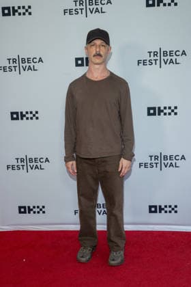Just Look Up Premiere, 25th Tribeca Film Festival in New York, USA - 11 Jun 2026 Jeremy Strong attends the Just Look Up Premiere during the 2026 Tribeca Film Festival at SVA Theater. New York United States Copyright: xRonxAdarx xSOPAxImagesx _radar_jlu_06112026_00088