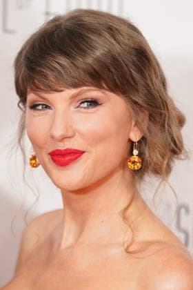 Taylor Swift at arrivals for 2026 Songwriters Hall of Fame, New York Marriott Marquis Hotel, New York, NY, June 11, 2026. Photo By: Kristin Callahan Everett Collection 2026 Songwriters Hall of Fame PUBLICATIONXNOTxINxCANxCHNxFRAxITAxJPNxNORxPOLxRUSxESPxUKxUSA