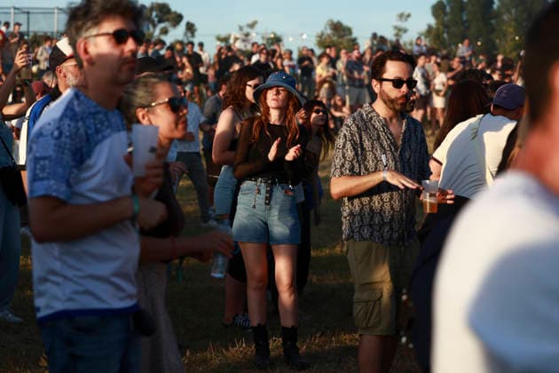 Primavera Sound Porto festival day 1 in Porto - 11 Jun 2026 Festival goers watch the concerts on the first day of the Primavera Sound Porto festival. Porto Portugal Copyright: xRitaxFrancax xSOPAxImagesx RF_PRIMAVERASOUND_DAY1__21
