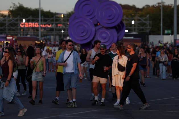 June 11, 2026, Porto, Portugal: Festival goers seen on the first day of the Primavera Sound Porto festival. Porto Portugal  - ZUMAs197 20260611_aaa_s197_111 Copyright: xRitaxFrancax