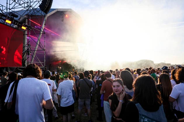 June 11, 2026, Porto, Portugal: Festival goers watch the concerts on the first day of the Primavera Sound Porto festival. Porto Portugal  - ZUMAs197 20260611_aaa_s197_119 Copyright: xRitaxFrancax