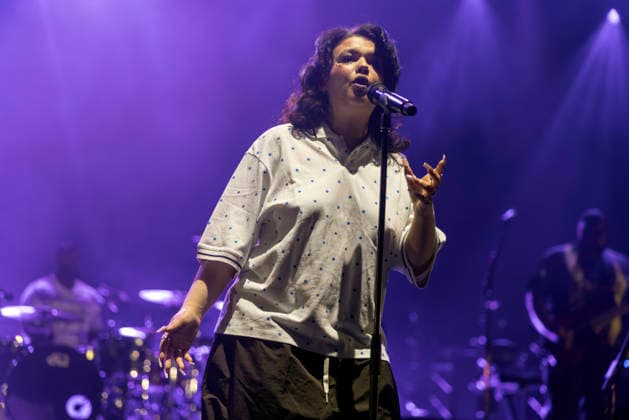 Lola Young performs at Manchester Apollo Lola Young performs at Manchester Apollo, Manchester, England, 11th June 2026, Credit:Mike Gray MIKE GRAY - B4227 Avalon  Copyright: xMikexGrayx xMIKExGRAYx-xB4227x xAvalonx 1109565606