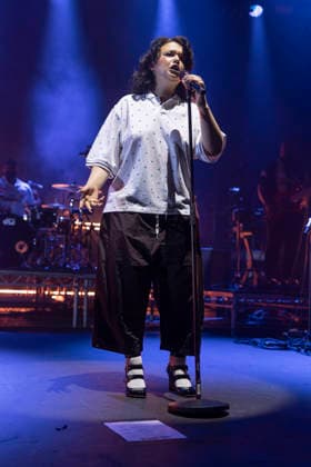 Lola Young performs at Manchester Apollo Lola Young performs at Manchester Apollo, Manchester, England, 11th June 2026, Credit:Mike Gray MIKE GRAY - B4227 Avalon  Copyright: xMikexGrayx xMIKExGRAYx-xB4227x xAvalonx 1109565821
