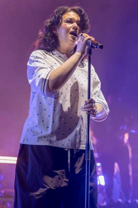 Lola Young performs at Manchester Apollo Lola Young performs at Manchester Apollo, Manchester, England, 11th June 2026, Credit:Mike Gray MIKE GRAY - B4227 Avalon  Copyright: xMikexGrayx xMIKExGRAYx-xB4227x xAvalonx 1109565863