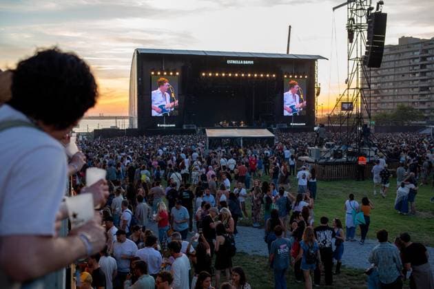 June 11, 2026, Porto, Portugal: American indie rock band Big Thief perform on the Estrella Damm stage during the Primavera Sound Porto 2026 at Parque da Cidade on the first day of the event. Porto Portugal  - ZUMAs197 20260611_aaa_s197_576 Copyright: xDiogoxBaptistax