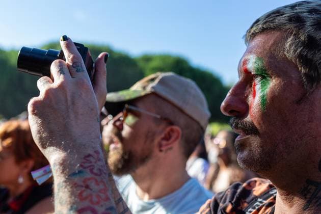 June 11, 2026, Porto, Portugal: Festival?goers attend a concert during the Primavera Sound Porto 2026 at Parque da Cidade on the first day of the festival. Porto Portugal  - ZUMAs197 20260611_aaa_s197_597 Copyright: xDiogoxBaptistax