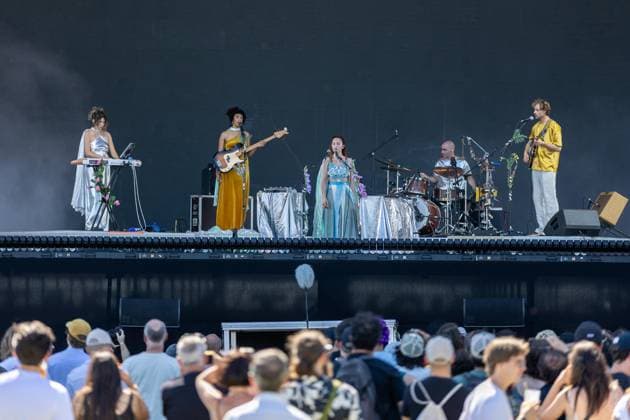June 11, 2026, Porto, Portugal: Portuguese Singer Emmy Curl performs during the Primavera Sound Porto 2026 at Parque da Cidade. Porto Portugal - ZUMAs197 20260611_aaa_s197_565 Copyright: xDiogoxBaptistax