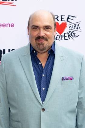 Glenn Fleshler at arrivals for Opening Night of Free Shakespeare in the Park s ROMEO & JULIET, The Delacorte Theater in Central Park, New York, NY, June 11, 2026. Photo By: Ryan Billings Everett Collection Opening Night of Free Shakespeare in the Park s ROMEO & JULIET PUBLICATIONXNOTxINxCANxCHNxFRAxITAxJPNxNORxPOLxRUSxESPxUKxUSA