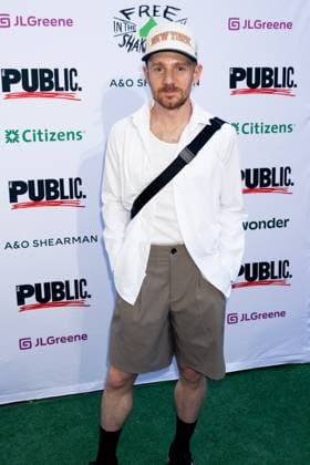 Chris Perfetti at arrivals for Opening Night of Free Shakespeare in the Park s ROMEO & JULIET, The Delacorte Theater in Central Park, New York, NY, June 11, 2026. Photo By: Ryan Billings Everett Collection Opening Night of Free Shakespeare in the Park s ROMEO & JULIET PUBLICATIONXNOTxINxCANxCHNxFRAxITAxJPNxNORxPOLxRUSxESPxUKxUSA