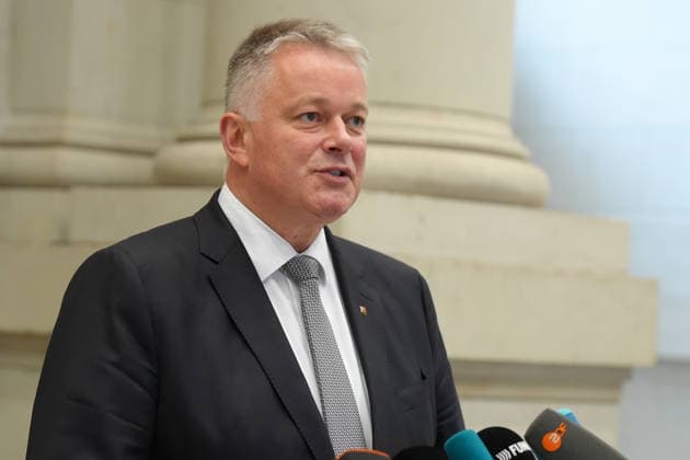 Bundesrat, 1066. Sitzung Gordon Schnieder (CDU) Ministerpraesident von Rheinland-Pfalz im Portrait beim Pressestatement im Rahmen der 1066. Bundesratssitzung, Berlin, 12.06.2026 Berlin Berlin Deutschland *** Bundesrat, 1066 Sitzung Gordon Schnieder CDU Ministerpraesident von Rheinland Pfalz in portrait at the press statement during the 1066 Bundesrat session, Berlin, 12 06 2026 Berlin Berlin Germany