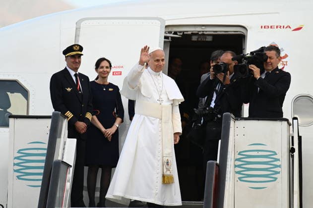 Pope Leo XIV sets course for Tenerife Pope Leo XIV bids farewell to Gran Canaria, at the Gran Canaria Gando air base, on June 12, 2026, in Las Palmas de Gran Canaria, Las Palmas, Canary Islands Spain The Pontiff bids farewell to Gran Canaria after an intense day full of events yesterday and heads for the island of Tenerife where he will conclude his apostolic journey to Spain 12 JUNE 2026 Eros Santana Las Palmas de Gran Canaria, Las Palmas de Gran Canaria, Las Palmas de Gran Canaria, Las Palmas de Gran Canaria, Las Palmas de Gran Canaria, Las Palmas de Gran Canaria, Las Palmas de Gran Canaria, Las Palmas de Gran Canaria, Las Palmas de Gran Canaria, Las Palmas de Gran Canaria, Las Palmas de Gran Canaria, Spain  Copyright: xErosxSantanax xACFIx 7590989
