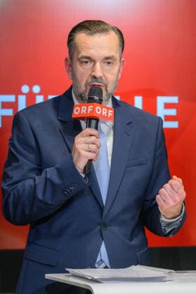 Â photonews.at - Wien, 12.06.2026. Neuwahl des Generaldirektors des ORF. Nach einem nicht öffentlichen Hearing und der darauf folgenden Beratung haben die 35 Stiftungsräte des ORF einen neuen Generaldirektor gewählt. PHOTO: Ex-APA-CEO Clemens Pig Election of the ORF Director General. Following a closed hearing and subsequent deliberations, the 35 members of the ORF Foundation Council have elected a new Director General. Medienpolitik, Medienstandort, Öffentlich-rechtlicher Rundfunk, Medienmanagement, Medienbranche, Digitalisierung, Transformation, Reformkurs, Unternehmensstrategie, Zukunftsstrategie, Medienzukunft, Führungskräfte, Management, Bestellung, Richtungsentscheidung, Governance, Stiftungsrat, Public Service, Public Br 
