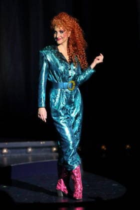 Maria-Danae Bansen während der Fotoprobe für Mokka-Hits und Milchbar-Träume in der Komischen Oper im Schillertheater in Berlin, 11. Juni 2026. Revue von Axel Ranisch und Adam Benzwi. Musikalische Leitung Adam Benzwi. Szenische Einrichtung Axel Ranisch. Bühne Saskia Wunsch. Kostüme Alfred Mayerhofer. Premiere ist am 14. Juni 2026. Komische Oper Berlin Mokka-Hits und Milchbar-Träume *** Maria Danae Bansen during the photo rehearsal for Mokka Hits and Milk Bar Dreams at the Komische Oper im Schillertheater in Berlin, June 11, 2026 Revue by Axel Ranisch and Adam Benzwi Musical direction Adam Benzwi Scenic design Axel Ranisch Stage design Saskia Wunsch Costumes Alfred Mayerhofer Premiere is on June 14, 2026 Komische Oper Berlin Mokka