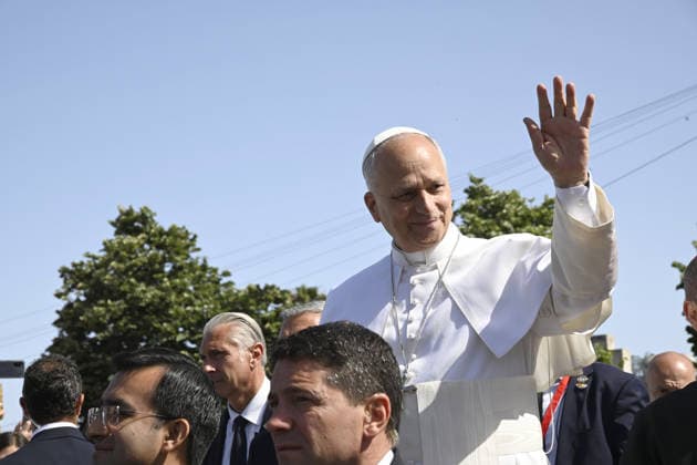 Pope Leo XIV meets with migrants in San Cristobal de La Laguna Tenerife Pope Leo XIV with a baby during a meeting with the realities of integration of migrants, in the Plaza del Cristo de La Laguna, June 12, 2026, in San Cristobal de La Laguna, Santa Cruz de Tenerife, Canary Islands Spain During the meeting, the Pontiff listened to testimonies of migrants and of organizations that welcome them and gave a speech focused on dignity, integration and hope 12 JUNE 2026 Eloísa Pérez San Cristobal de La Laguna, Sant San Cristobal de La Laguna, Sant Espana  Copyright: xEloisaxPÃ rezx xACFIx xEuropaxPrex 7591297