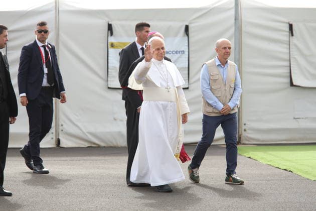 Pope Leo XIV meets with migrants at Las Raíces Center Santa Cruz de Tenerife Pope Leo XIV during a meeting with migrants at Las Raíces Center, June 12, 2026, in San Cristóbal de La Laguna, Santa Cruz de Tenerife, Canary Islands Spain Pope Leo XIV visits the Las Raíces Emergency Reception and Referral Center in order to learn first-hand about the reality of migration in the Canary Islands and to meet directly with the migrants who have been welcomed 12 JUNE 2026 PAPAL VISIT Alejandro J Rosa San Cristobal de La Laguna, Sant San Cristobal de La Laguna, Sant Espana  Copyright: xAlejandroxJ.xRosa ACFI EuropaxPrx 7591384