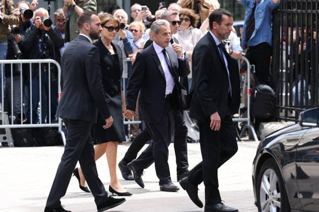 Bernadette Chirac Funeral - Paris Nicolas Sarkozy and Carla Bruni during funeral ceremony of Bernadette Chirac, widow of former French president Jacques Chirac at Sainte-Clotilde basilica in Paris, France on June 12, 2026. Bernadette Chirac died on June 5, 2026, aged 93. Photo by Jerome Domine ABACAPRESS.COM Paris France  Copyright: xDominexJerome ABACAx